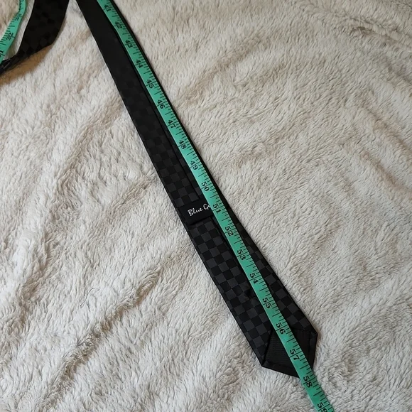 Blue Guru Black Checkered Skinny Tie - Picture 6 of 8